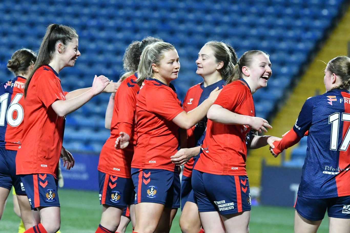 基尔马诺克 2-0 博罗缪尔 蒂斯尔 |女人